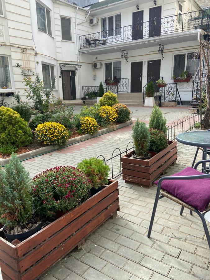 Атмосферная Квартира В Центре Одессы Odessa Exterior foto