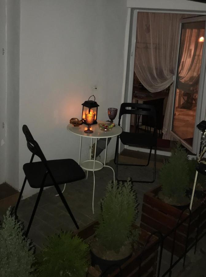Атмосферная Квартира В Центре Одессы Odessa Exterior foto